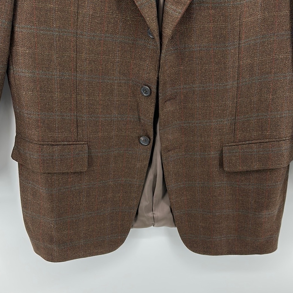 Corneliani Brown Sport Coat with Notched Lapel and Structured Shoulders Size 48L - Picture 5 of 15